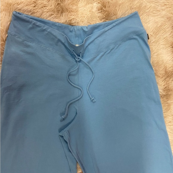 Basic Sweatpants - Picture 2 of 4